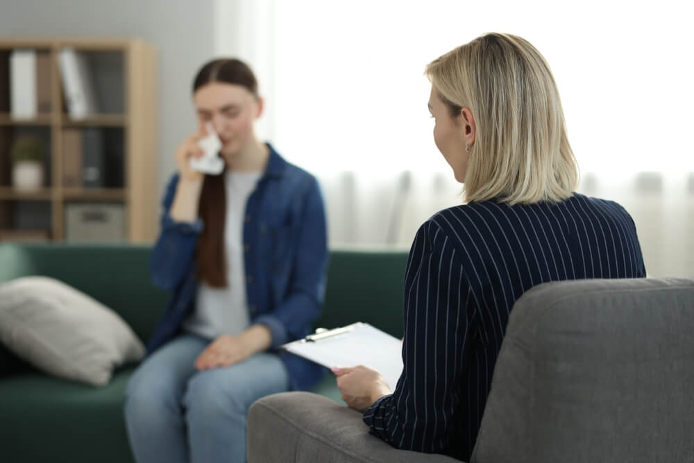 Korisni saveti psihoterapeuta koji će vam pomoći da prevaziđete tugu nakon gubitka voljene osobe